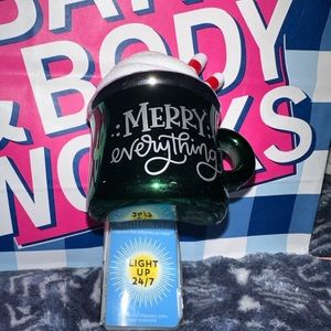 New 2022 Christmas wallflower